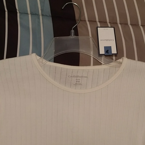 Basic top for layering NWT - Picture 2 of 3